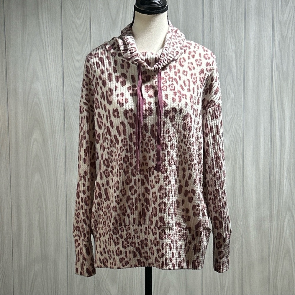 Como Vintage Women's Size X-Large Animal Print Funnel Sweatshirt